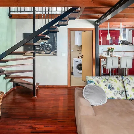 2 Bedroom Awesome Home In Valbandon Holiday home