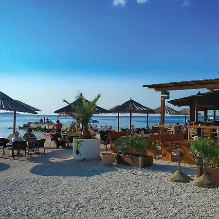 Holiday Home Valbandon 11 Ferienhaus